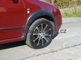 plastové lemy blatniku Škoda Fabia