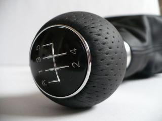 Řadící páka Audi 5st. kožená, originální díl
