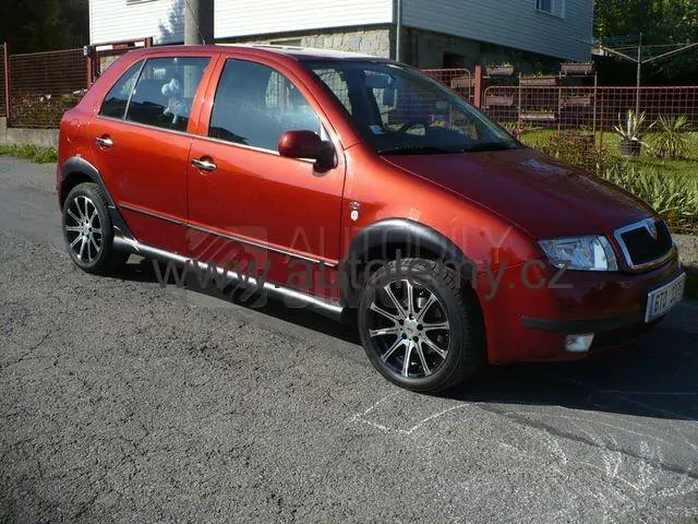Plastové prahy+plastové lemy Škoda Fabia
