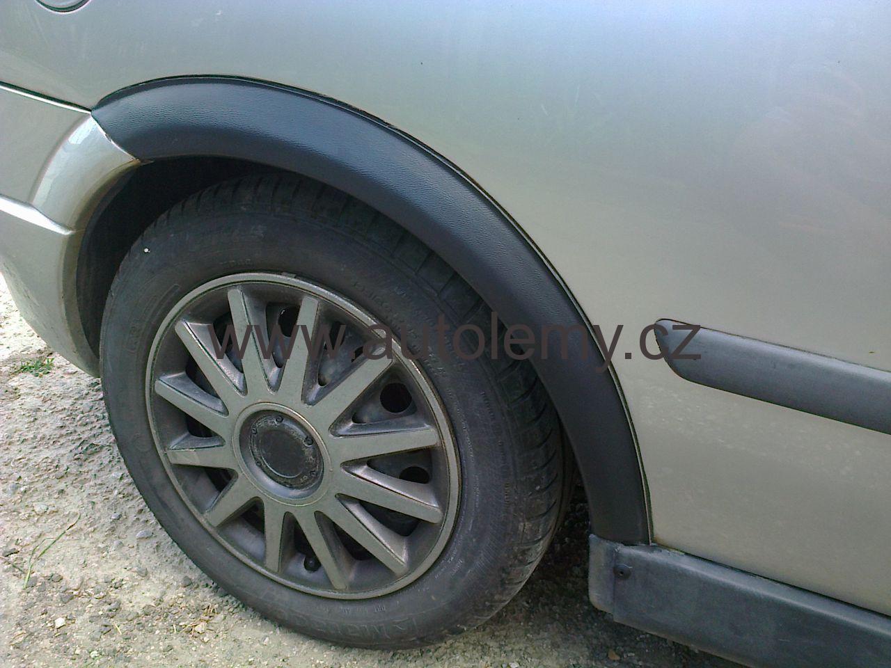 Plastové zadní lemy blatníku Opel Astra G 1998-2009 hatchback, sedan