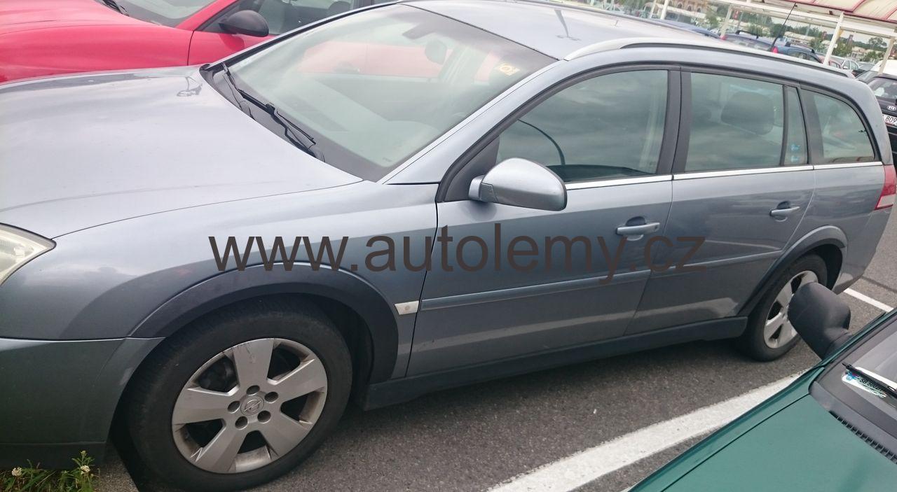 Plastové lemy blatníku Opel Vectra C 2002-2010