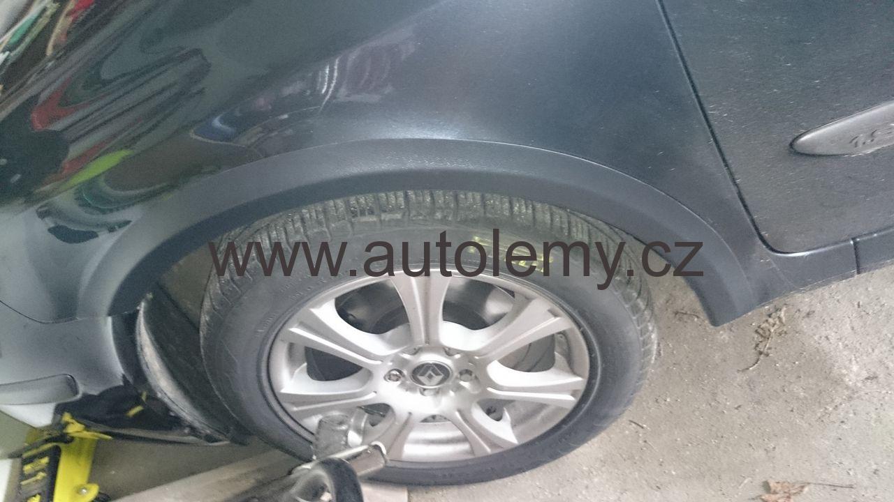 Plastové lemy blatníků Renault Laguna II 2001-2005 hatchback