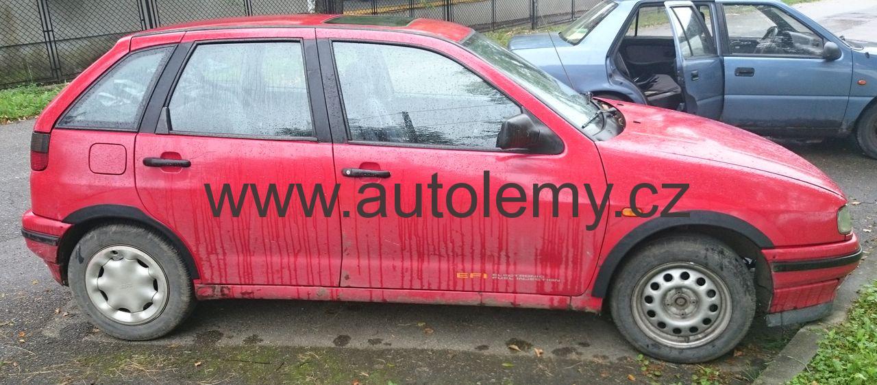 Plastové lemy blatníku Seat Ibiza 5dv. Cordoba  93-01