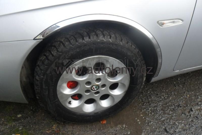 lemy blatníku Alfa Romeo 156