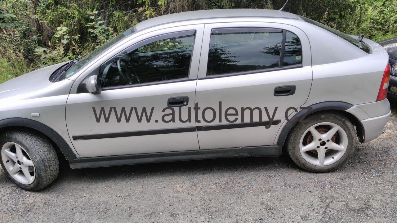 Plastové lemy blatníku Opel Astra G 1998-2009 hatchback, sedan