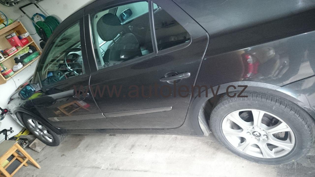 Plastové lemy blatníků Renault Laguna II 2001-2005 hatchback