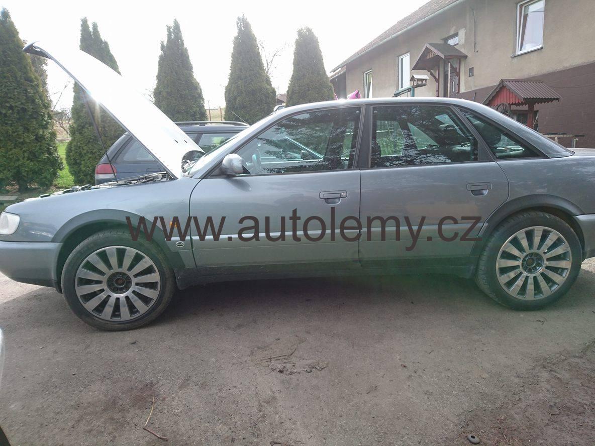 Plastové lemy blatníku Audi A6 C4, Audi 100 91-97