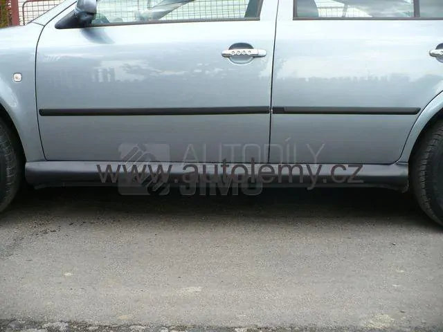 Plastové prahy Škoda Octavia I.
