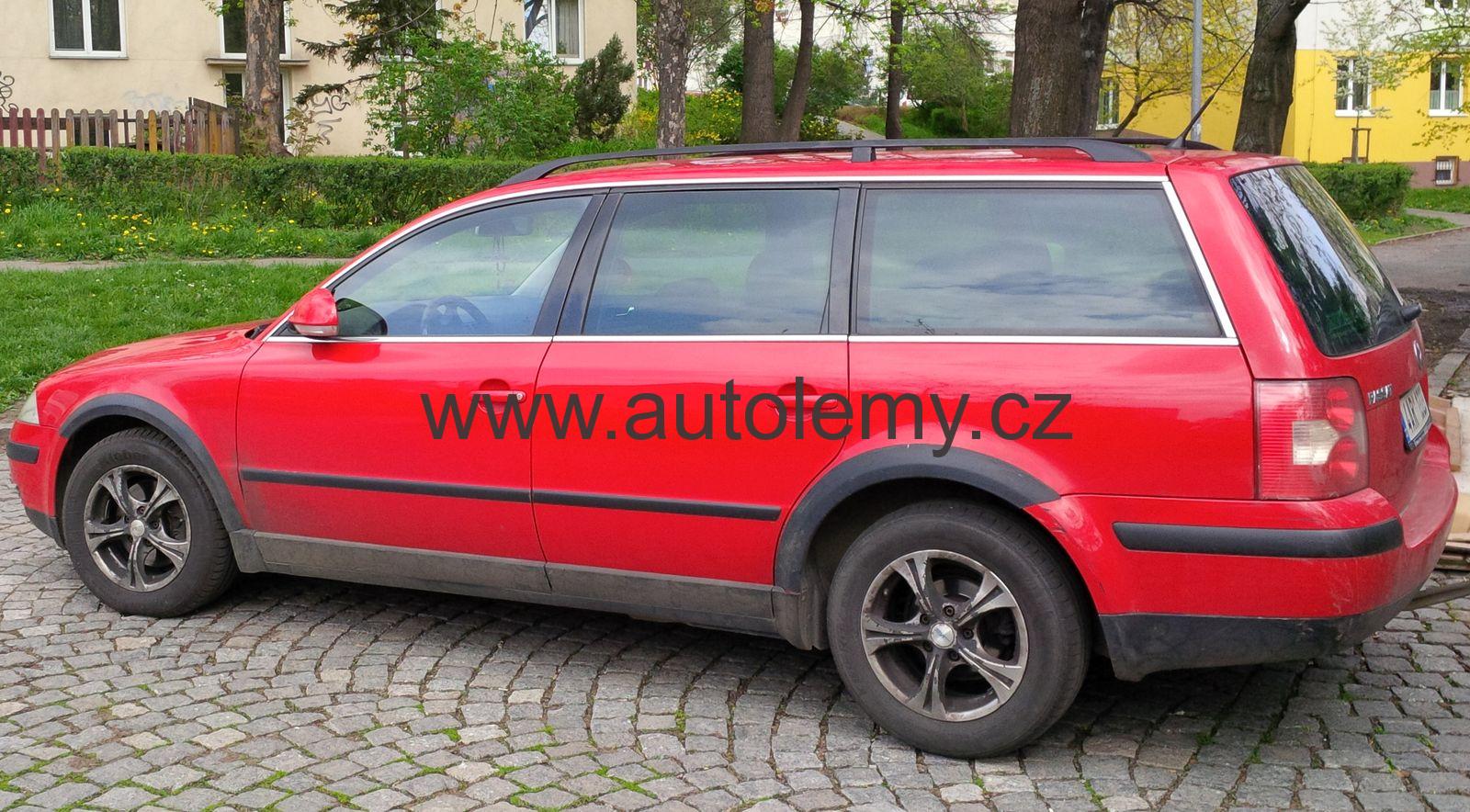 Plastové lemy blatníku VW Passat B5.5 3BG 2000-2005 combi, variant